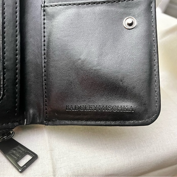 NWOT Badgley Mischka Croc Black Colored Wallet - Picture 14 of 15
